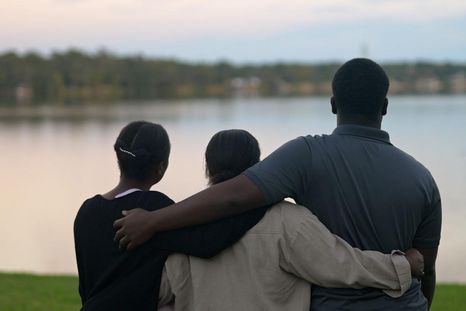 Marven dice que su vida se siente "más completa" ahora que está con Rochelle y Guerline.