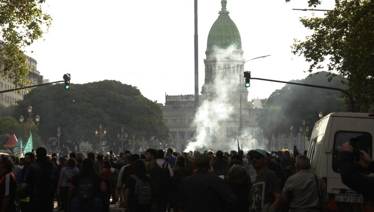 Este miércoles, jubilados vuelven a marchar al Congreso de la Nación