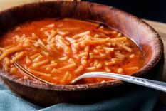 Dale un giro a turs preparaciones con esta sabrosa sopa de fideos picante Foto: Shutterstock