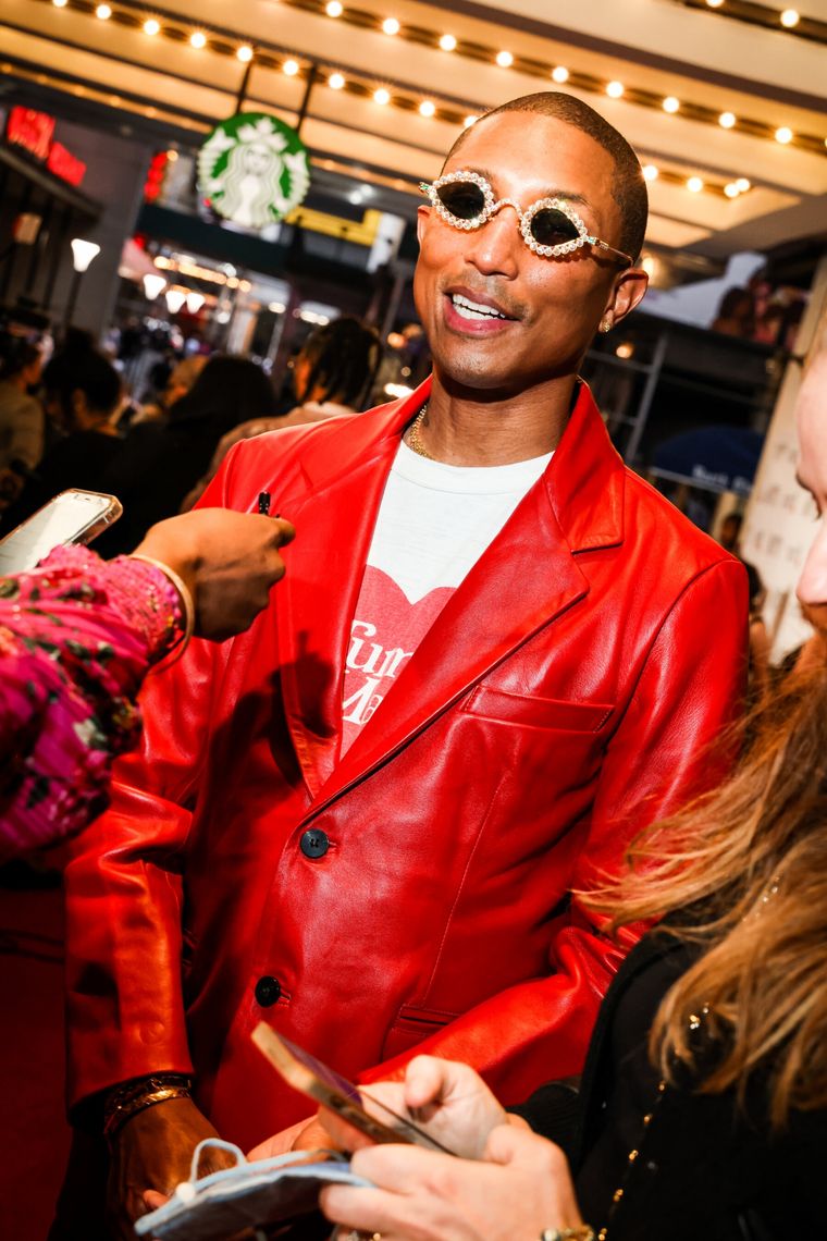 La sopresiva decisión de Louis Vuitton al elegir a Pharrell como el sucesor del fallecido, Virgil Abloh Foto: The New York Times