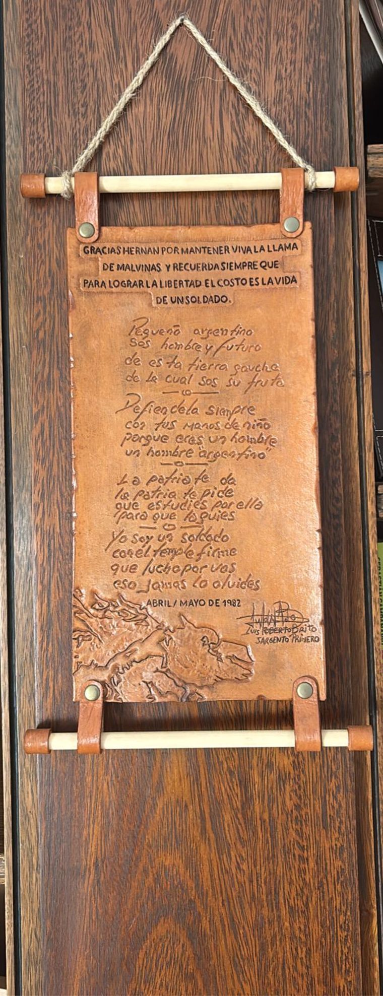 La carta escrita en cuero. La carta escrita en cuero.