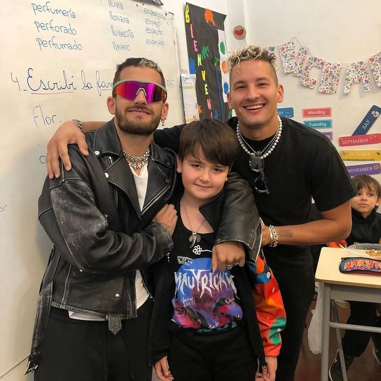 Los tres protagonistas de esta linda historia Foto: @colegio.mariareina.mza