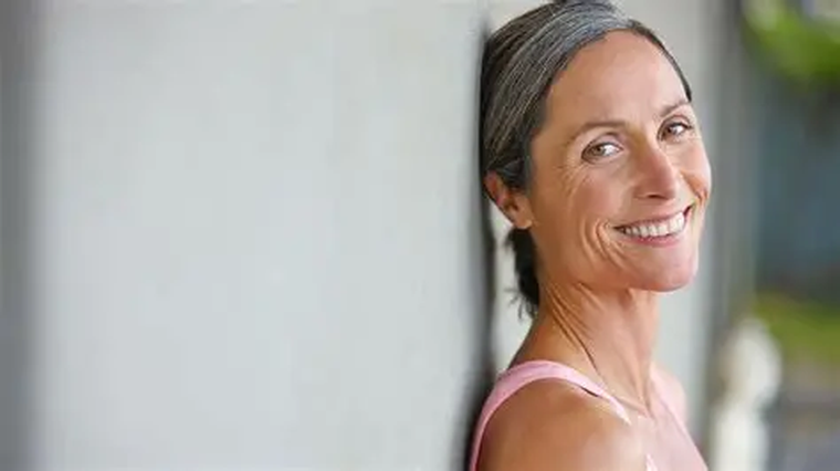 A pesar de que todas las mujeres atraviesan esta fase, más tarde o más temprano, y que son una fuerza de trabajo importantísima en estos tiempos. A pesar de que todas las mujeres atraviesan esta fase, más tarde o más temprano, y que son una fuerza de trabajo importantísima en estos tiempos.