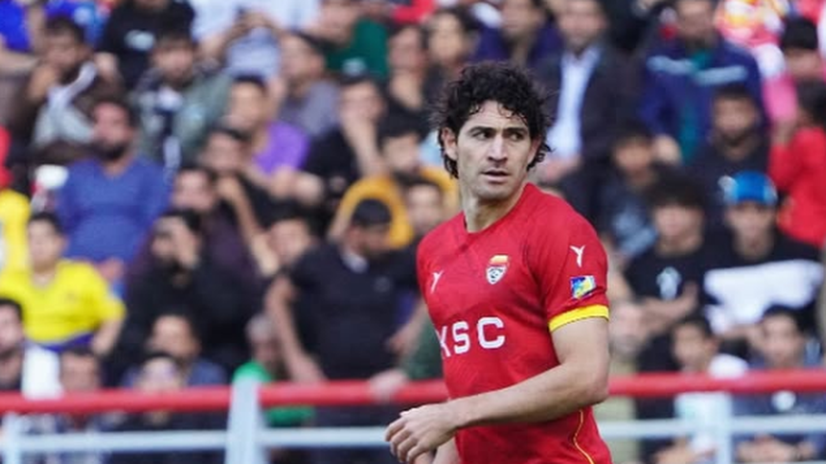 La fuga de un futbolista mendocino: cruzó Irán en auto durante 27 horas para llegar a Turquía