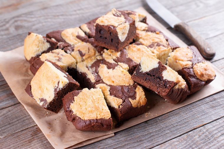 Una receta de brookiee bien equilibrada permite disfrutar una textura crocante arriba y húmeda abajo. Una receta de brookiee bien equilibrada permite disfrutar una textura crocante arriba y húmeda abajo.