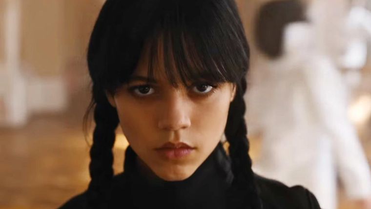 Foto: https://www.20minutos.es/cinemania/series/miercoles-jenna-ortega-sorprendio-a-tim-burton-con-esta-tecnica-de-actuacion-sin-darse-cuenta-5080378/