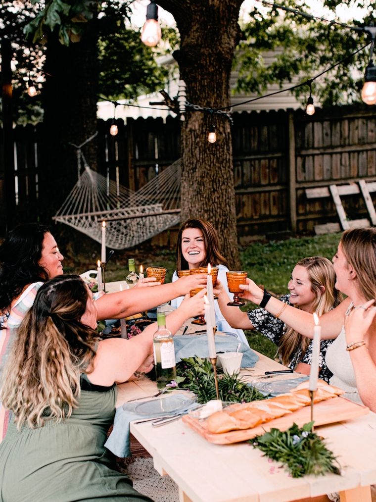 Brindis y vino: ¿cuánto tomar?