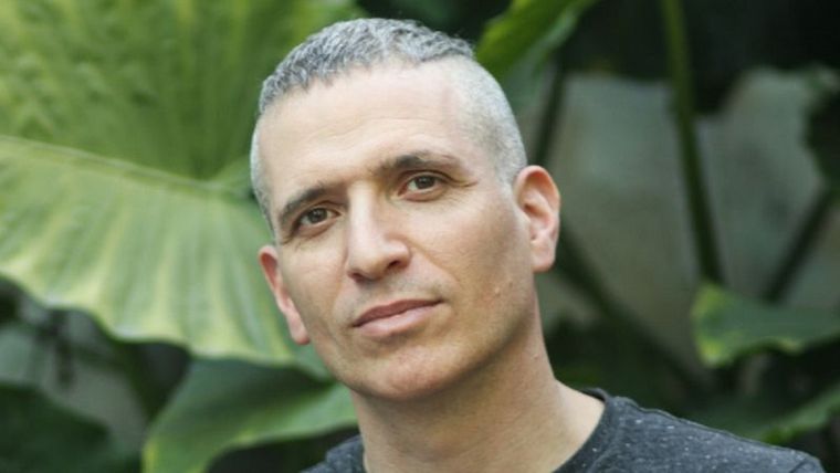 El historiador Ezequiel Adamovsky ha estudiado el racismo y las identidades étnicas en Argentina. Foto: CORTESÍA RODRIGO MENDOZA