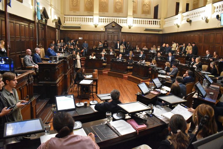 La Cámara de Diputados expresó su rechazo a la denuncia contra Andrés Lombardi. La Cámara de Diputados expresó su rechazo a la denuncia contra Andrés Lombardi.