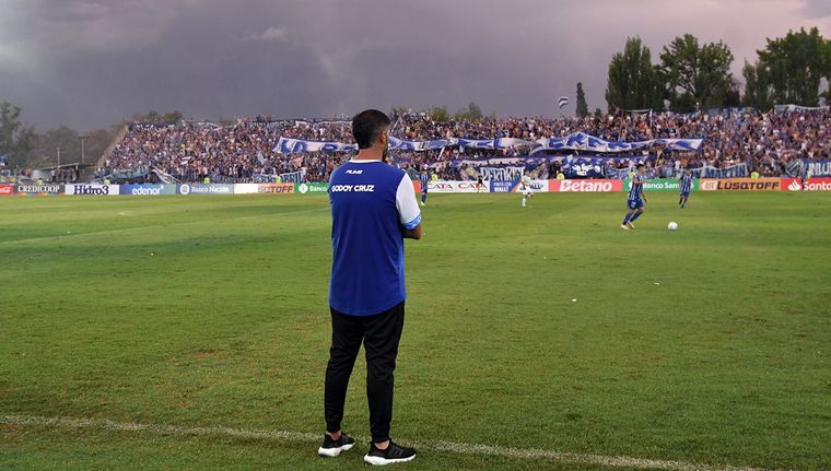 Pedernera planea dos regresos y un posible debut. Foto: ALF PONCE MERCADO / MDZ