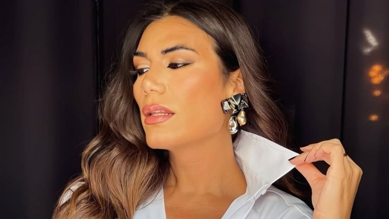 Flor de la V apuntó contra desconocer a las personalidades que se involucran como sospechosos.  Foto: Instagram @flordelave