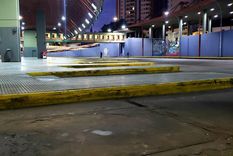 La Terminal de Ómnibus de la ciudad de Córdoba se muestra desierta por el alto acatamiento de los choferes del transporte interurbano al paro nacional. Foto: X de @leoguevara80