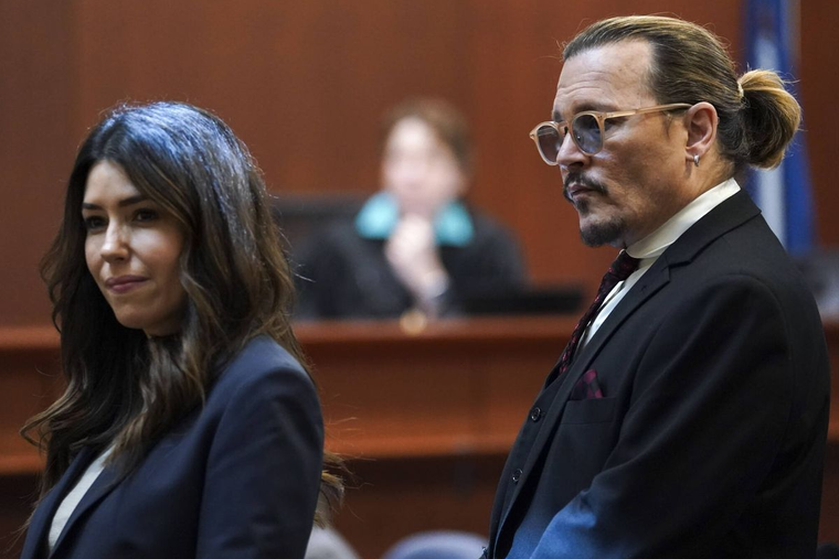 DURANTE EL JUICIO MUCHOS ESPECULARON SOBRE LA RELACIÓN DE LA ABOGADA Y EL ACTOR. FINALMENTE CAMILLE VASQUEZ HABLÓ AL RESPECTO.