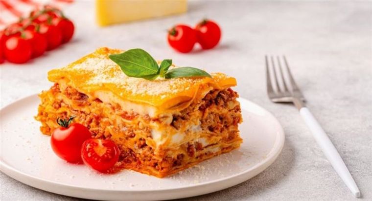 Deleita a tu familia con esta riquísima lasagna Foto: Shutterstock