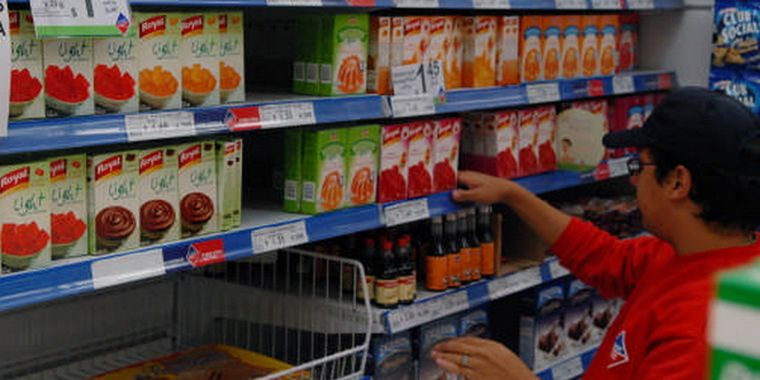 Denunciaron faltantes de mercaderías de primera necesidad, como aceites, harina, puré de tomate, papa y polenta. Foto: tv