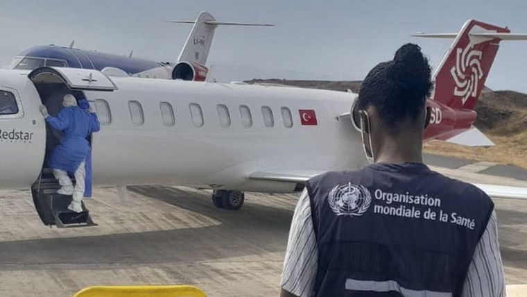crucero con  hantavirus en Cabo Verde traslado enfermos