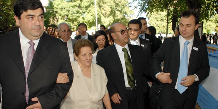 Los apdres de Jaque en la Legislatura. Foto: Nacho Gaffuri / MDZ