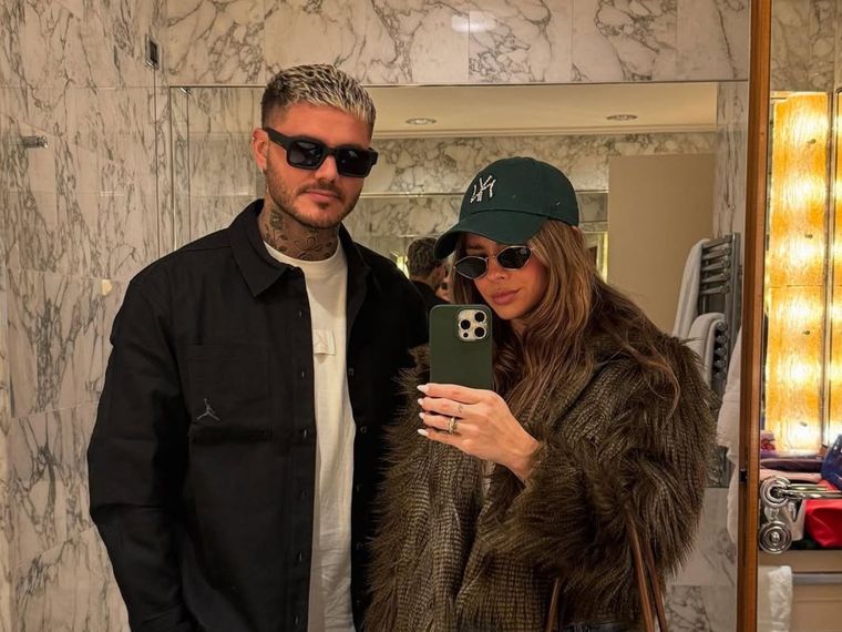 La feliz pareja no dudó en aprovechar sus primeras horas de estadía en EE.UU para salir a comprar accesorios de lujo. Foto: Instagram @sangrejaponesa