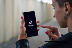 TIK TOK La plataforma de videos china fue lanzada en 2017 Foto: SHUTTERSTOCK
