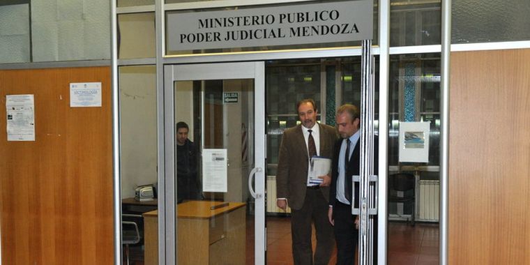 La gestión de Cerroni y todos los ministros anteriores está en la mira. Foto: Prensa Ministerio de Hacienda