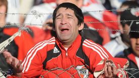 La famosa postal de Gustavo Pimentel el día del descenso de River.