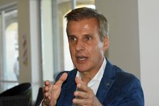 dos exfuncionarios reclamaron al gobierno medidas que ayuden a invertir