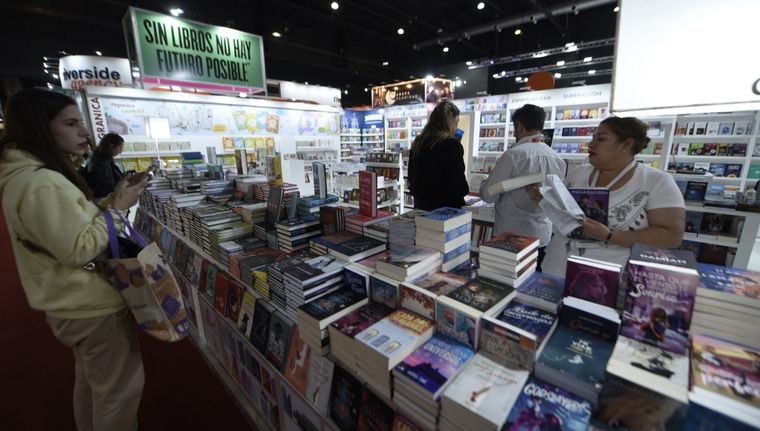 La Feria del Libro de volverá a convertirse en uno de los grandes polos culturales de América Latina con una edición especial en 2026 en el predio de La Rural en la ciudad de Buenos Aires.