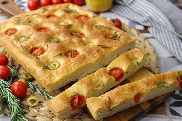 Focaccia Una receta de la clásica focaccia italiana en pocos minutos Foto: Orielos Kitchen