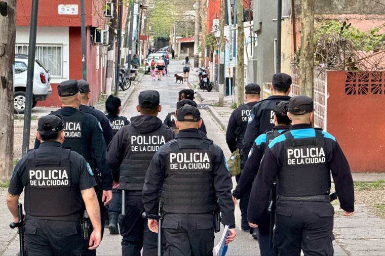 Tormenta Negra: megaoperativo simultáneo en las villas con más de 1.500 policías para reforzar la seguridad.