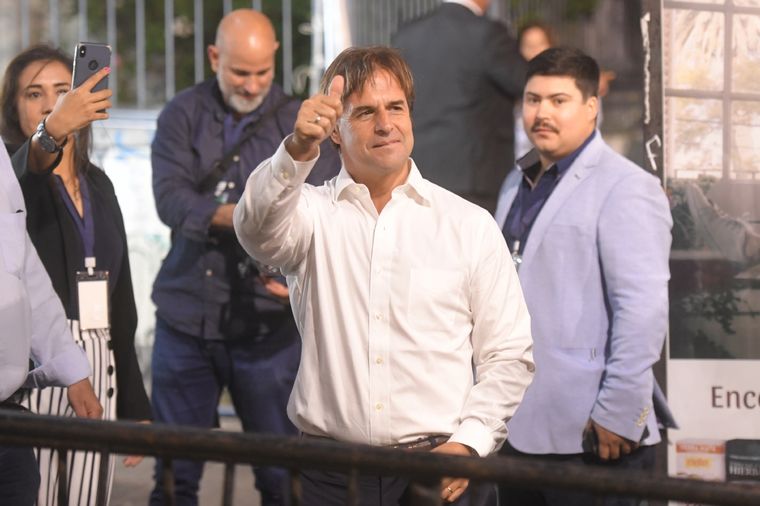 Lacalle Pou ganó las elecciones presidenciales en Uruguay Foto: Télam