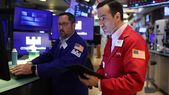 Los papeles que se operan en la Bolsa de Valores de Nueva York reflejan un clima calmo con tendencia positiva en la jornada. Los papeles que se operan en la Bolsa de Valores de Nueva York reflejan un clima calmo con tendencia positiva en la jornada.