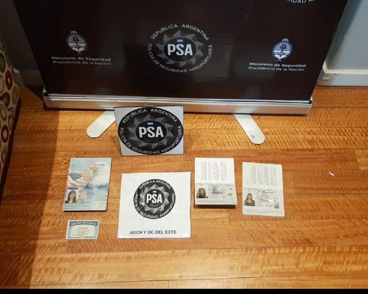 Parte de la documentación secuestrada por la Policía Foto: Prensa PSA