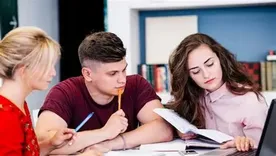 Carreras lanzadas más recientemente como la Licenciatura en Negocios Digitales nacieron para integrar dos dimensiones que hoy resultan inseparables. Carreras lanzadas más recientemente como la Licenciatura en Negocios Digitales nacieron para integrar dos dimensiones que hoy resultan inseparables.