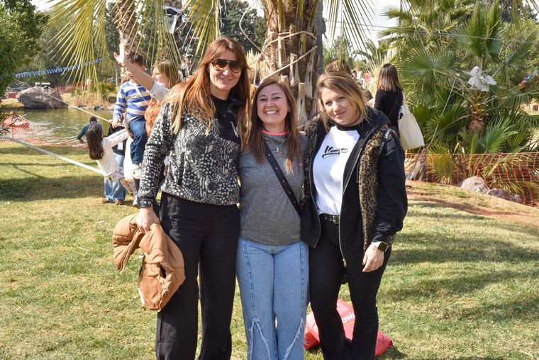 Franca Paparini, Carina Sita y Josefina Arboit. Franca Paparini, Carina Sita y Josefina Arboit.