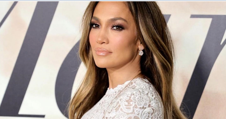 Jennifer Lopez en la vanguardia de la moda Foto: Instagram @jlo