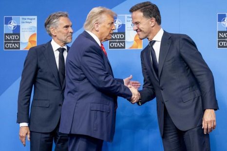 Donald Trump y Mark Rutte, titular de la OTAN, en uno de sus encuentros. Foto Efe Donald Trump y Mark Rutte, titular de la OTAN, en uno de sus encuentros. Foto Efe