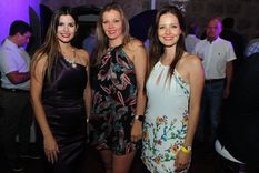 Agustina Cano, Eliana Bertani y Nadia De Longo, virreinas nacionales de la vendimia de mandato cumplido.