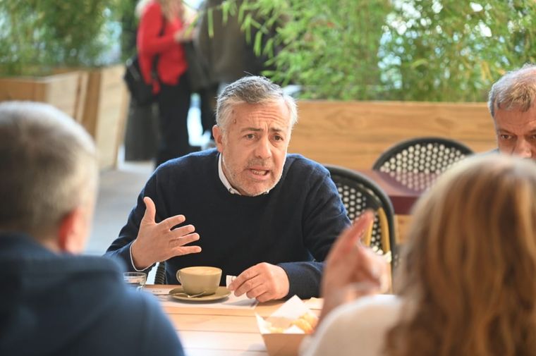 El senador nacional y precandidato a la gobernación de Mendoza cuestionó las medidas anunciadas por el equipo del Ministerio de Economía de la Nación. Foto: Foto: Prensa Cambia Mendoza