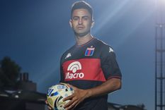 Pity es un Matador. Tigre hizo oficial la llegada de Gonzalo Martínez: el ex River llegó en condición de libre. Pity es un Matador. Tigre hizo oficial la llegada de Gonzalo Martínez: el ex River llegó en condición de libre.