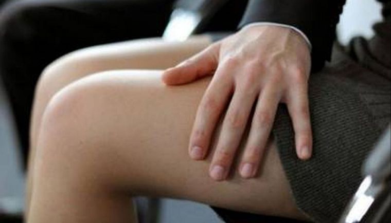 El profesor tocaba a sus alumnas y fue condenado a tres meses de prisión