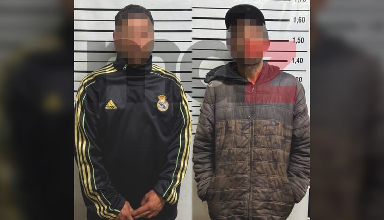 Los dos sospechosos detenidos en Las Heras.&nbsp;