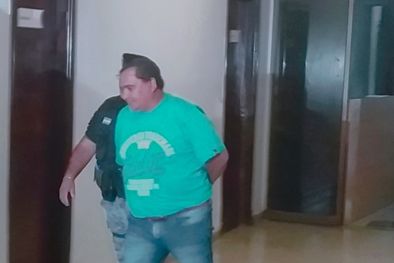 MDZol | Murialdo Cerca de las 15, el acusado ingresó a la sala 4 de Tribunales.