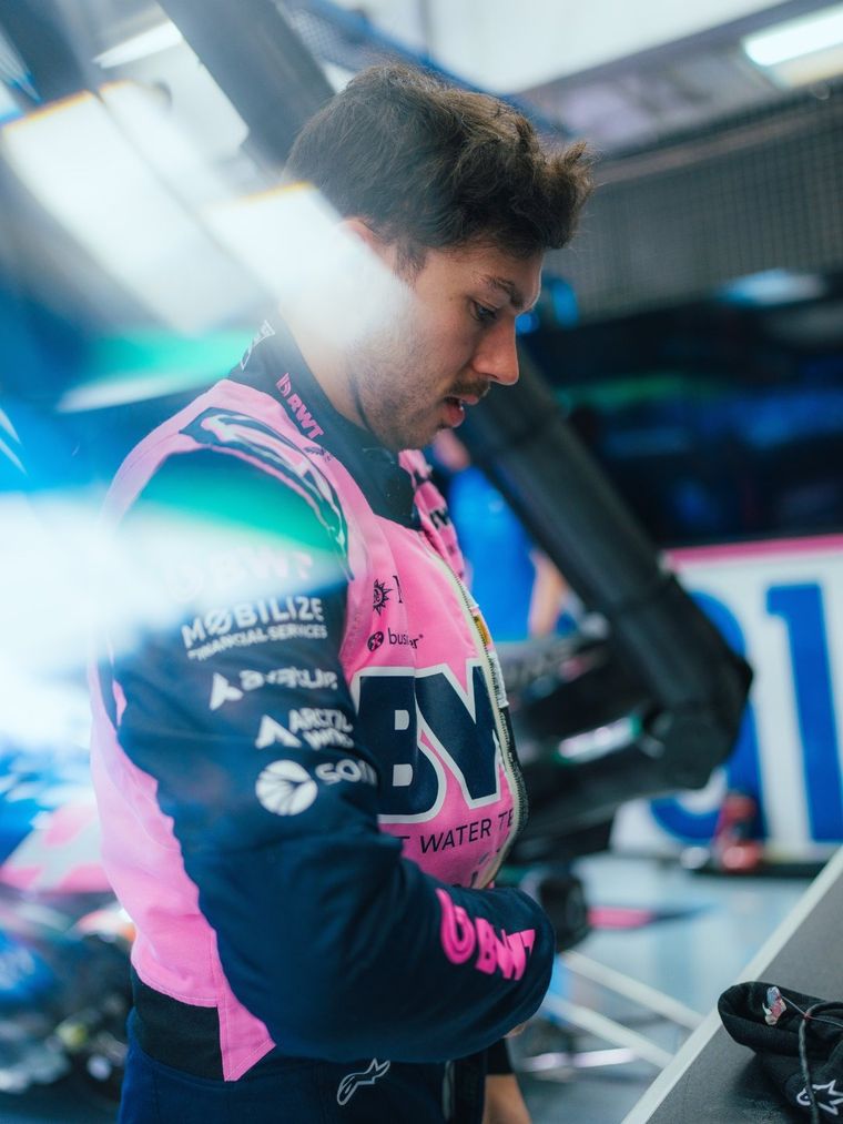 Pierre Gasly terminó 3° en la primera sesión del segundo día de ensayos en Baréin.