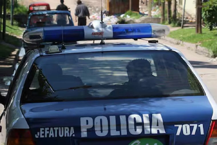 Un hombre de 34 años fue detenido por golpear y tirar por la ventana a su hija de 4 años en Salta Foto: NA