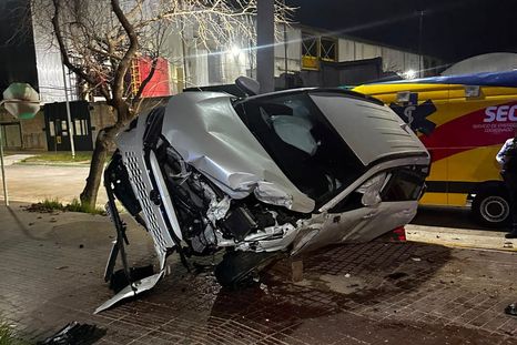 El choque sucedió en la esquina de Colón y Hualpa, en Godoy Cruz. El choque sucedió en la esquina de Colón y Hualpa, en Godoy Cruz.