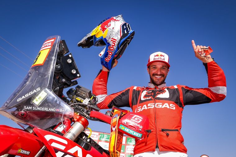 Sam Sunderland, el nuevo campeón de las motos. Foto: @dakar
