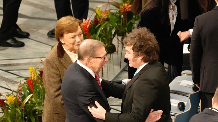 Javier Milei junto al presidente electo de Venezuela, Edmundo González Urrutia. Javier Milei junto al presidente electo de Venezuela, Edmundo González Urrutia.
