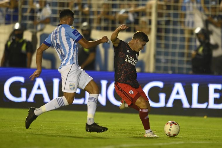 El zurdazo de Julián Álvarez tendrá destino de gol Foto: River Plate