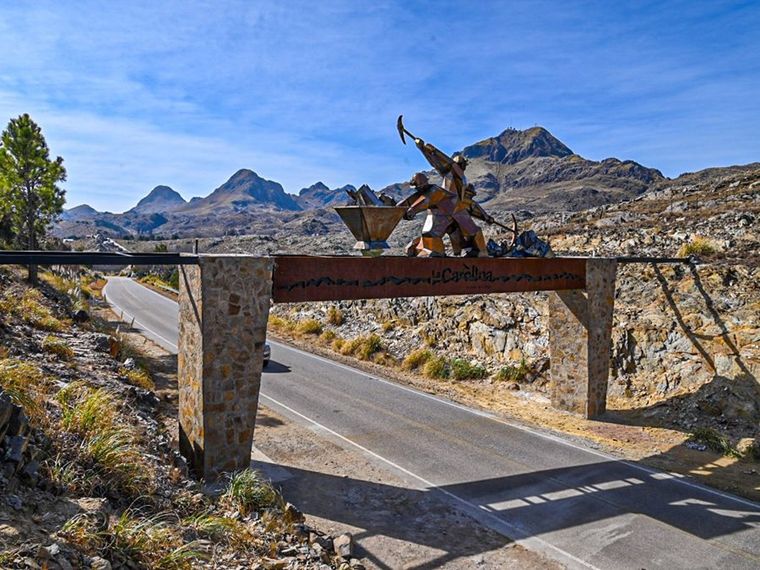 La Carolina es un pueblo de San Luis reconocido por ONU Turismo por su patrimonio, su paisaje serrano y su historia minera.