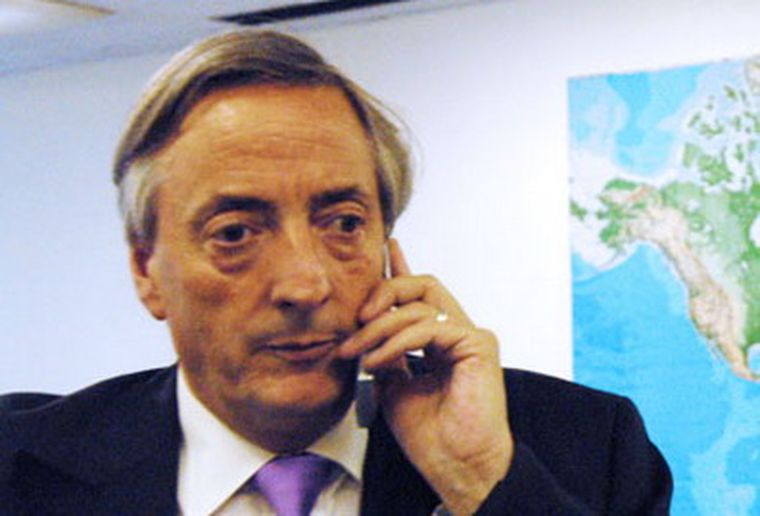 El ex mandatario busca acomodar el cronograma electoral. Foto: web